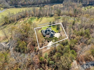This stunning home overlooks the 17th green at Cleghorn Golf - photo 39
