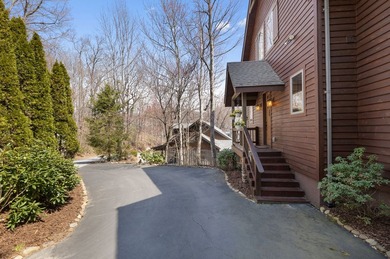 This fully furnished 5-bedroom, 7-bathroom mountain retreat - photo 39