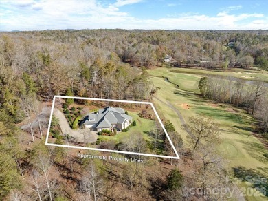 This stunning home overlooks the 17th green at Cleghorn Golf - photo 40