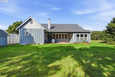 A standout custom-built, single-level Craftsman in Bandon - photo 40