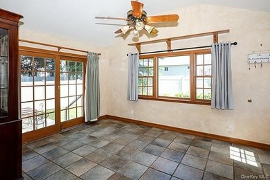 Welcome Home! This beautifully maintained Cape is truly move-in - photo 16
