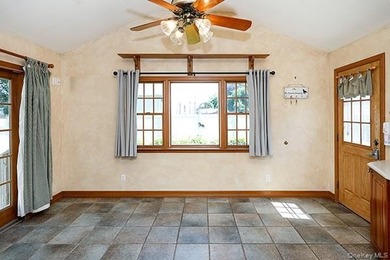 Welcome Home! This beautifully maintained Cape is truly move-in - photo 17