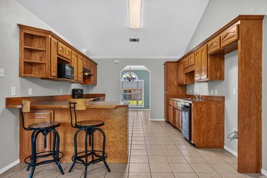 Welcome home to this beautiful, move-in-ready one-level - photo 8