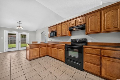 Welcome home to this beautiful, move-in-ready one-level - photo 10