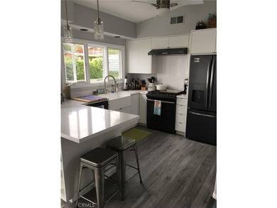 252 Arch St - photo 6