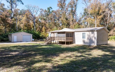 Suwannee River Home For Sale in Branford Florida