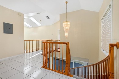 One or more photo(s) has been virtually staged. Rare 5BR/4BA, 3 - photo 41