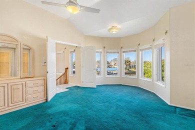 One or more photo(s) has been virtually staged. Rare 5BR/4BA, 3 - photo 44