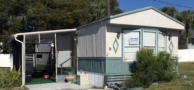 Well-maintained 2BR/2BA mobile home located just minutes from - photo 1