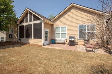 NEW INTERIOR PAINT THROUGHOUT THE WHOLE HOUSE. Take a look at - photo 21