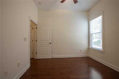 NEW INTERIOR PAINT THROUGHOUT THE WHOLE HOUSE. Take a look at - photo 23