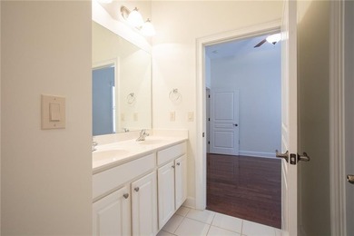 NEW INTERIOR PAINT THROUGHOUT THE WHOLE HOUSE. Take a look at - photo 24