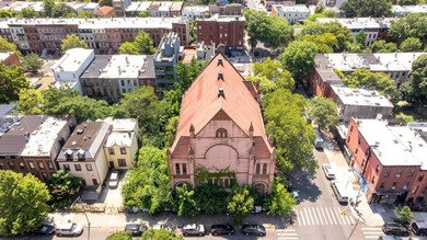 This property is being sold by a bankruptcy trustee via auction - photo 5