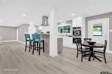 Welcome to your dream home in the highly desirable Hideaway Lake - photo 8