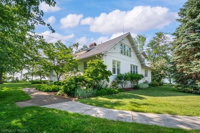 Rare Lake Michigan estate with 210 feet of frontage. This - photo 4
