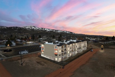 Brand new condo with beach access and stunning views of Bear