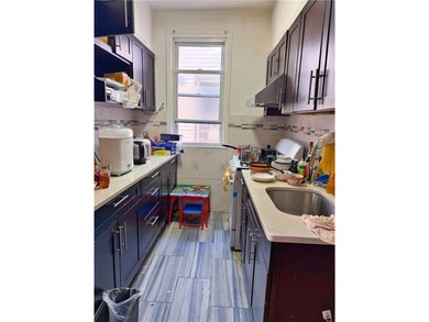 Bensonhurst - Prime two-family brick house, conveniently located - photo 12