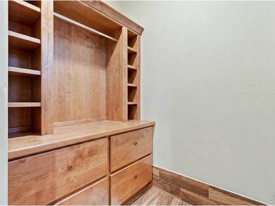 Rare opportunity to own a custom home with an incredible 10-car - photo 26