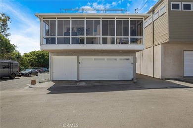 Perched high on a corner lot in Manhattan Beach's desirable Sand - photo 27