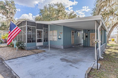 Lake Henderson Home For Sale in Inverness Florida