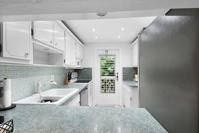 BUYER'S FINANCING FELL THROUGH! SELLER PAID ASSESSMENTS! - photo 4