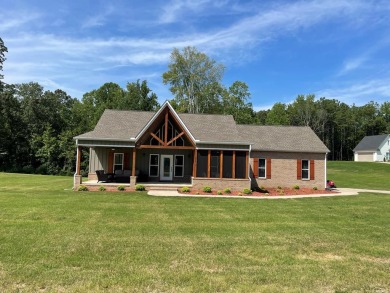 Carroll County 1000 Acre Lake Home Sale Pending in Huntingdon Tennessee