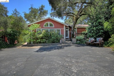 Welcome to this spectacular 6 year new 2-bedroom, 2-bathroom - photo 1