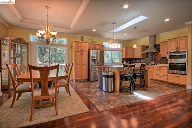 Welcome to this spectacular 6 year new 2-bedroom, 2-bathroom - photo 9