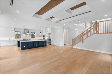 Experience sophisticated new coastal contemporary construction - photo 4
