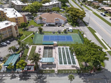 THIS IS IT! Completely upgraded and renovated 2 bedroom, 2 bath - photo 3