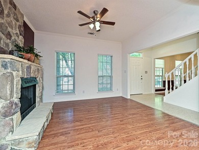 Imagine relaxing on your oversized, covered back deck - photo 14