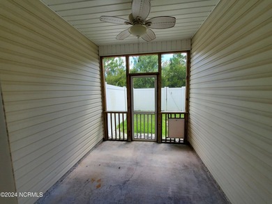 Motivated Seller! Great investment property or first home. Three - photo 22