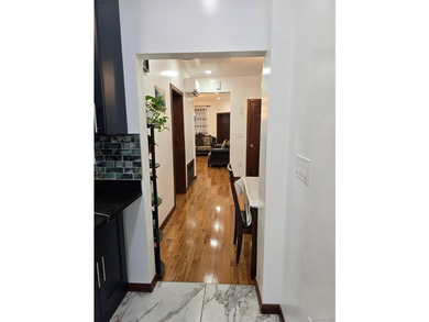 Hi all Welcome to my listing, this is a huge income potential - photo 3