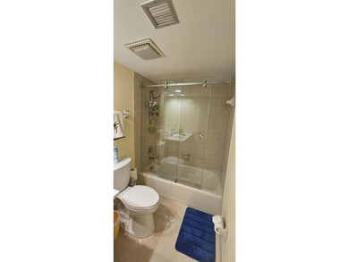 NEW VANITIES AND FIXTURES IN ALL 3 BATHROOMS! New glass shower - photo 27