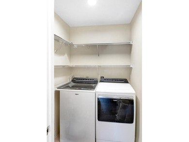 NEW VANITIES AND FIXTURES IN ALL 3 BATHROOMS! New glass shower - photo 30