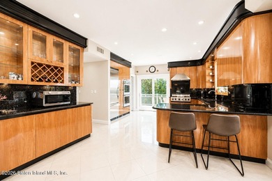Exceptional waterfront estate with private dock and over 700 - photo 34