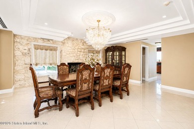Exceptional waterfront estate with private dock and over 700 - photo 40