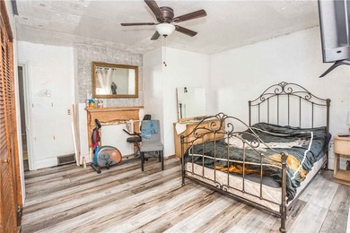 Welcome to 526 4th Ave, Ford City! This 2-bedroom, 2-bath home - photo 19