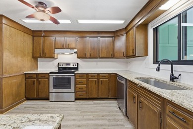 Positioned within the established lakefront community of - photo 22