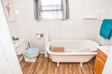 Welcome to 526 4th Ave, Ford City! This 2-bedroom, 2-bath home - photo 24