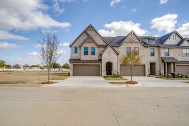 Lake Townhome/Townhouse For Sale in Mansfield, Texas