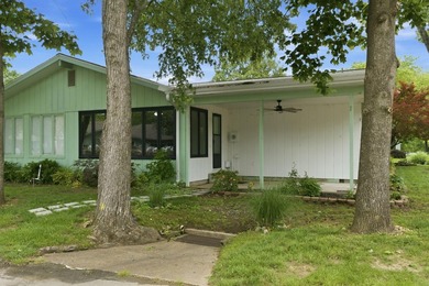 Positioned within the established lakefront community of - photo 38