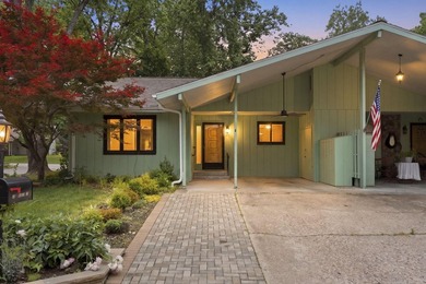 Positioned within the established lakefront community of - photo 48