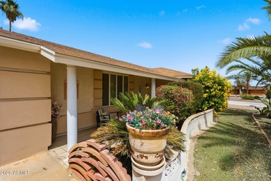Furnished/Fully stocked and ready to enjoy! Added over 400sqft - photo 2