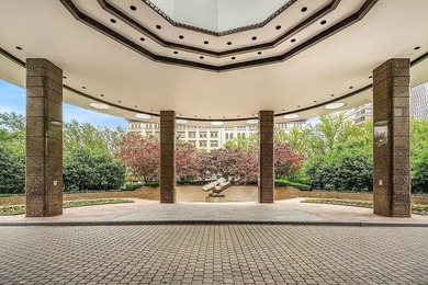 330 East 38th Street 8E