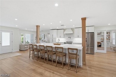 Beautifully remodeled 4-bedroom, 2-bath waterfront residence - photo 5