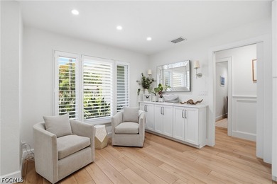 Beautifully remodeled 4-bedroom, 2-bath waterfront residence - photo 10