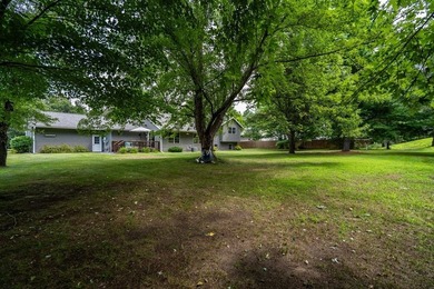 Great opportunity to live in a desirable area of Strum WI! This - photo 43