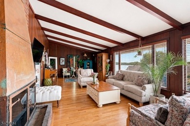 Beautiful views of Culver Lake are here at this charming Ranch - photo 10