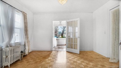 Welcome home! Discover the perfect Blend of space, comfort, and - photo 13